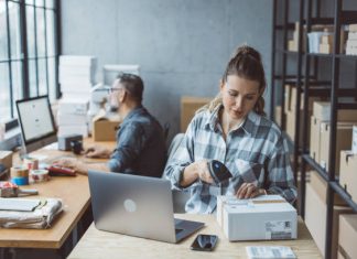 The Path to Purchase: Optimizing Site Search and Discovery in E-commerce Merchandising E-commerce Merchandising